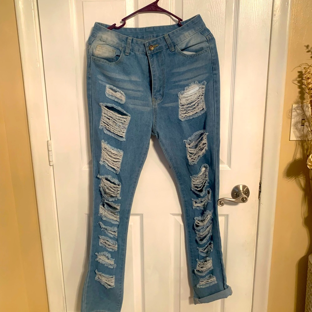 distress jeans